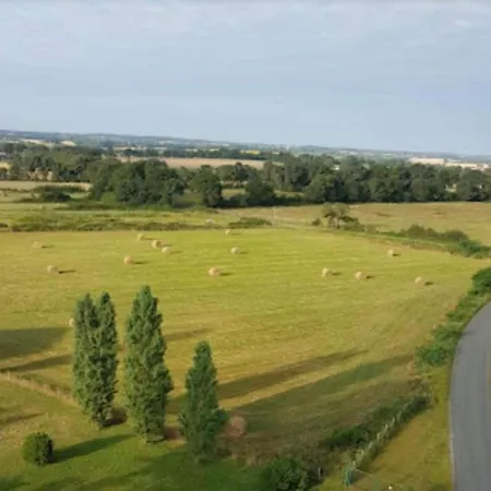 Nyaraló In Angers With Private Garden