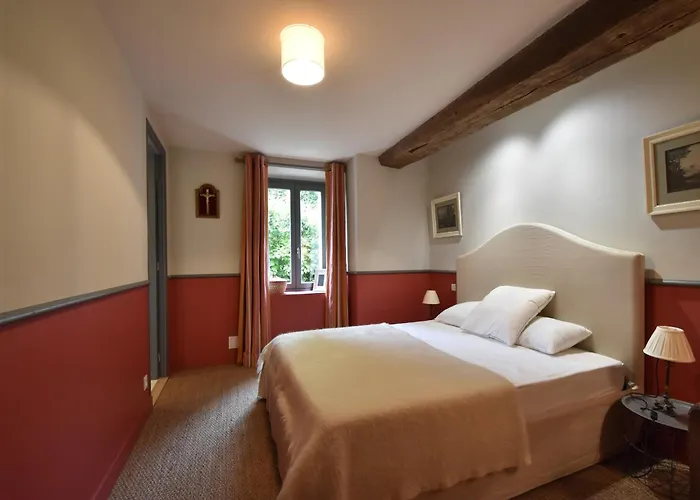 Holiday Home In Angers With Private Garden * Saint-Laurent-des-Mortiers