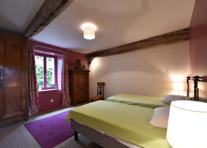 Holiday Home In Angers With Private Garden Saint-Laurent-des-Mortiers