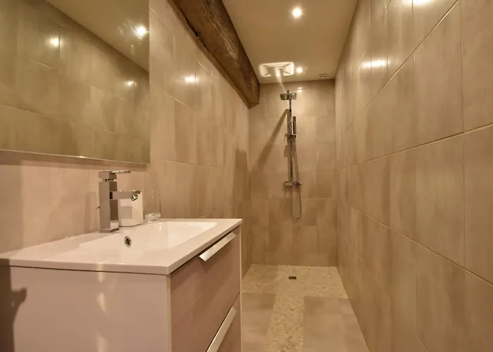 Holiday Home In Angers With Private Garden * Saint-Laurent-des-Mortiers